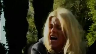 A girl with natural boobs seduces her stepbrother for sex