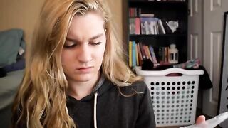 I Can't Stop Rubbing My Pussy - A Girl's Just Want To Have Fun