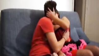 A girl shot a video of sex with her brother, no hesitation