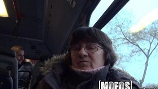 A girl was fucked by a stranger on the bus