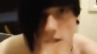 The guy just loves to swallow the sperm of his friends