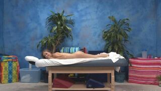 Massage with a happy end for a young lady, 100% eporn