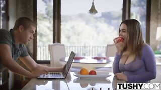 Natasha Niis gets banged by her husband right after breakfast in bed
