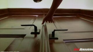 A man fucked a girl with a slim body and sexy ass