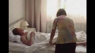 The daughter decided to wake up dad with her sweet pussy