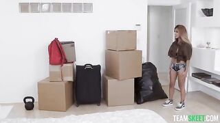 An Exxxtra Small mover with amazing skills in sex