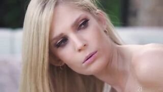 A morning of intimate sex with a blondie