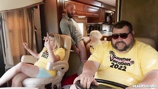 Hitchhiker got fucked in the car by a stranger wearing sexy clothes