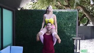Latina girl has sex with a guy who has a big dick