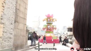 After a bad breakup, Iku Sakuragi travels to Macao and meets a new lover