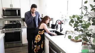 The babysitter fulfilled the fantasy of a red-haired beauty on the table