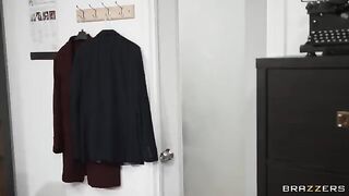 College girl Miss Alice Wild sneaks to a glory hole to fuck