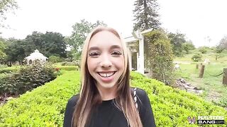 A girl made a great blowjob from the first person, just fantastic