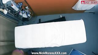 Lucky masseur fucked sexy 19-year-old girl with big ass