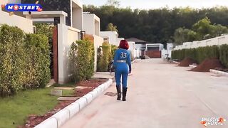 A girl in a power suit fucks with her boyfriend, showcasing cosplay passion