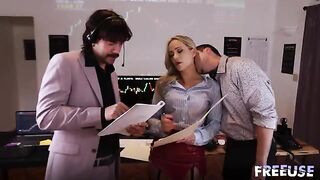 Whores for traders in an unforgettable threesome scene