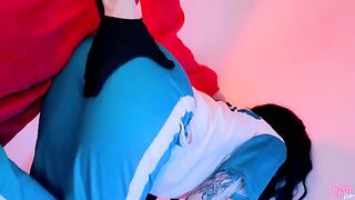 A slutty girl is playing a risky game with her warden - CUT