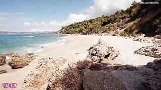 Beach fuck with an amateur couple on a wild Reislin vacation