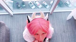 A cute 18-year-old girl asks not to swallow until her partner finishes