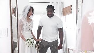 The bride chose her man according to the size of his cock