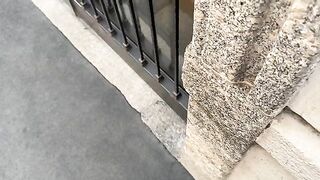 Sit softly, cum hard - Dialoghi Italiani