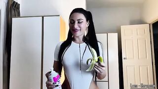 The body of a seductive step-sister is a great tool for arousing desires
