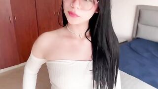 How to make a girl moan with extreme pleasure during sex