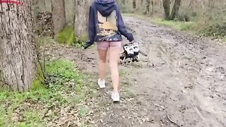 A cute girl has sex in the forest with a guy she met