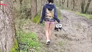 A cute girl has sex in the forest with a guy she met