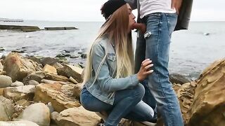 A man received a passionate blowjob from a cute girl in nature