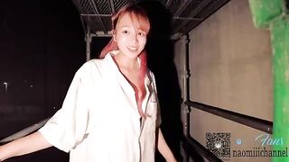 I peed on the girl’s pussy in the construction site