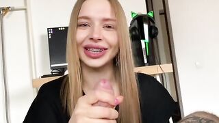 I sucked my friend's cock until he came in his mouth