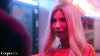 Little Kenzie cheats on her husband and fucks in public places